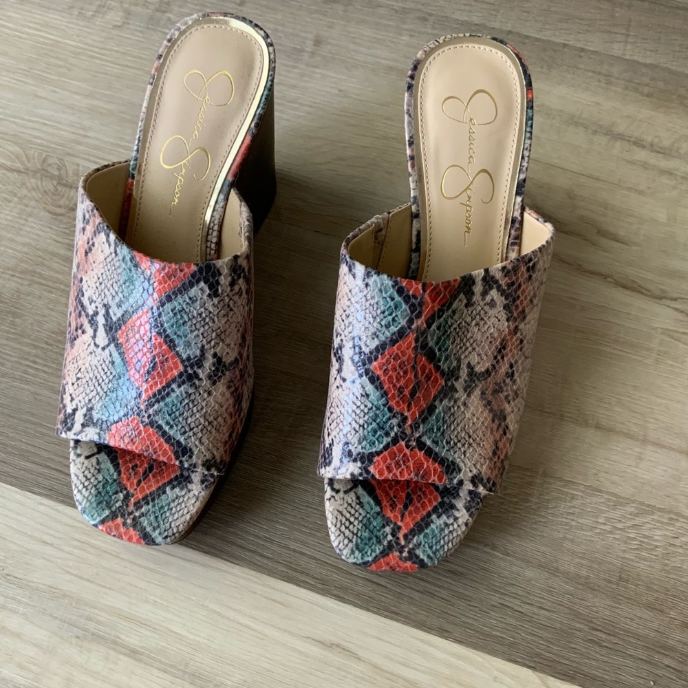 Jessica Simpson wedges